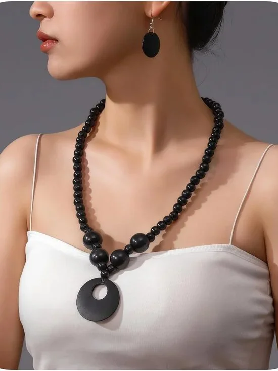 Red Natural Wood Round Beaded Strand Necklace, Chunky Bohemian Costume Jewelry f - Picture 2 of 7